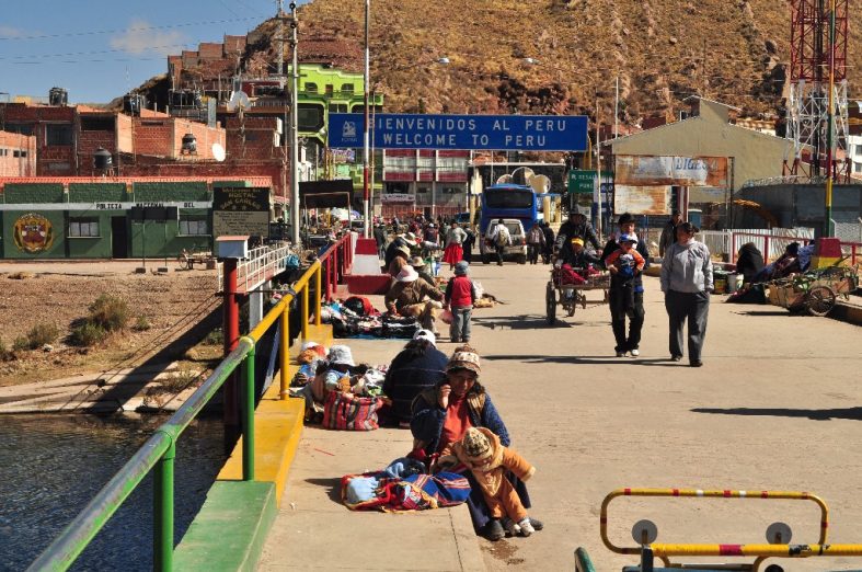 Bolivia con Peru border crossing…