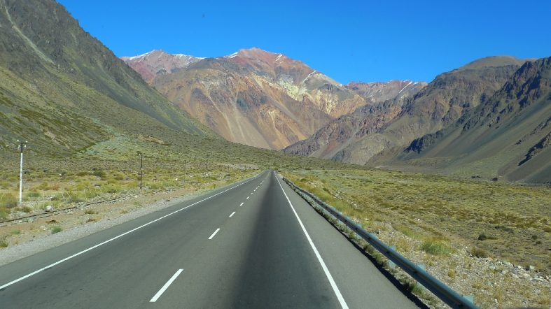 Prechod medzi Chilou a Argentinou (Santiago – Mendoza)