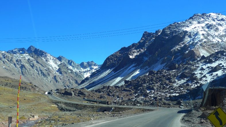 Prechod medzi Chilou a Argentinou (Santiago – Mendoza)