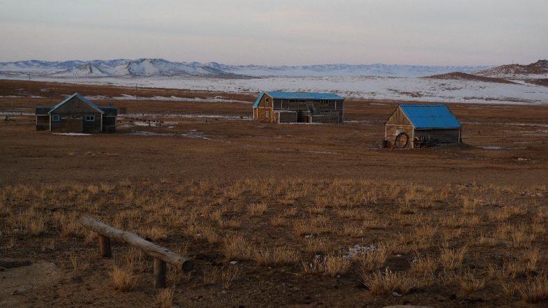 Across Winter Mongolia (Pictures Day 1&2)