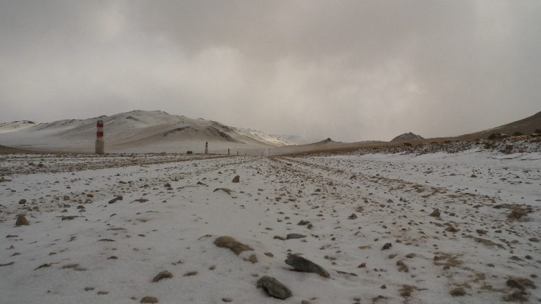 Across Winter Mongolia (Pictures Day 5: Arrival to Olgyi from UB)