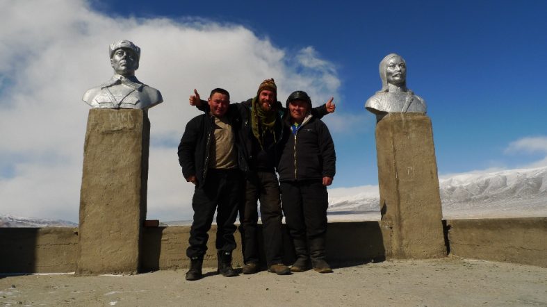 Across Winter Mongolia (Pictures Day 5: Arrival to Olgyi from UB)