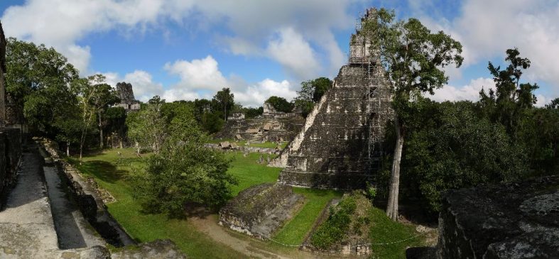 Panoramas of Tikal (Mayan Empire – Guatemala); 700 BC